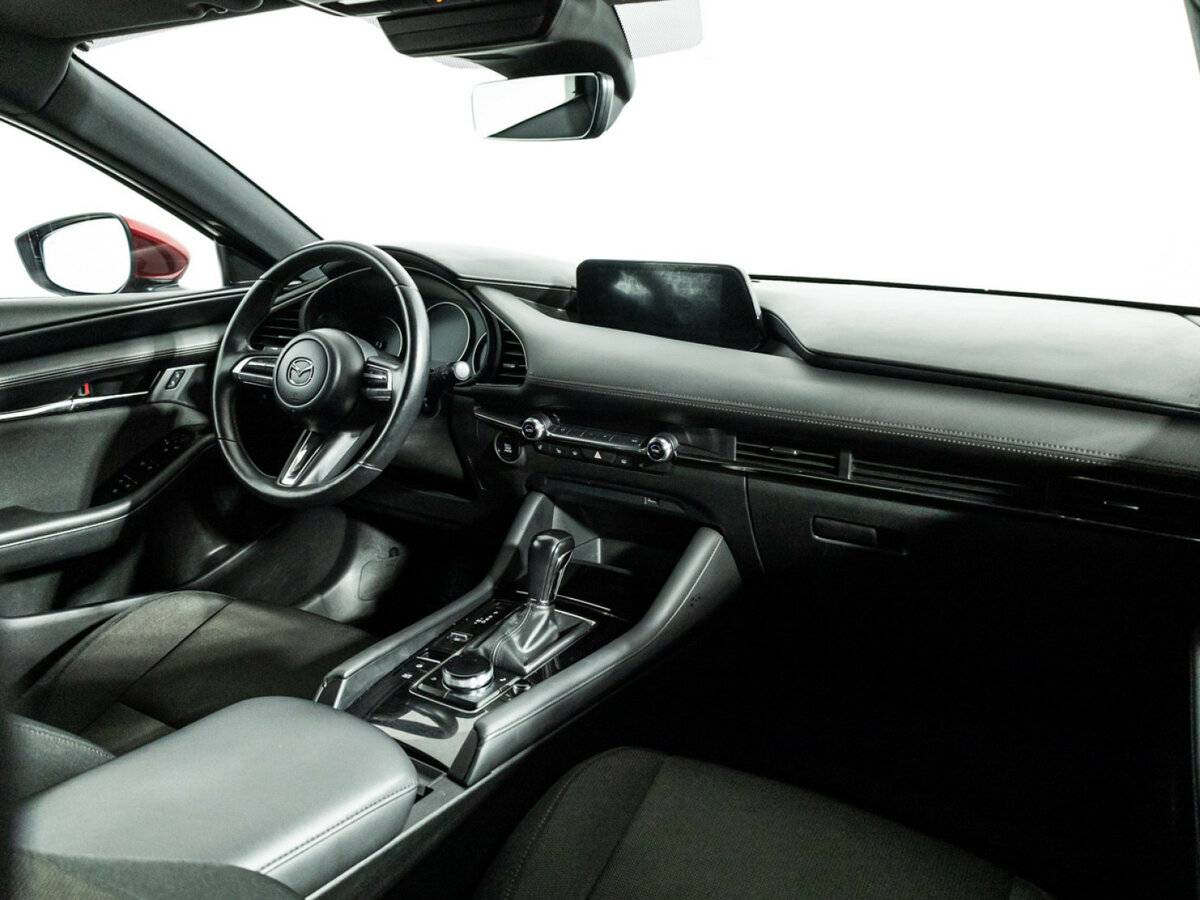 Mazda 3 2019 года с пробегом. Фото: #8