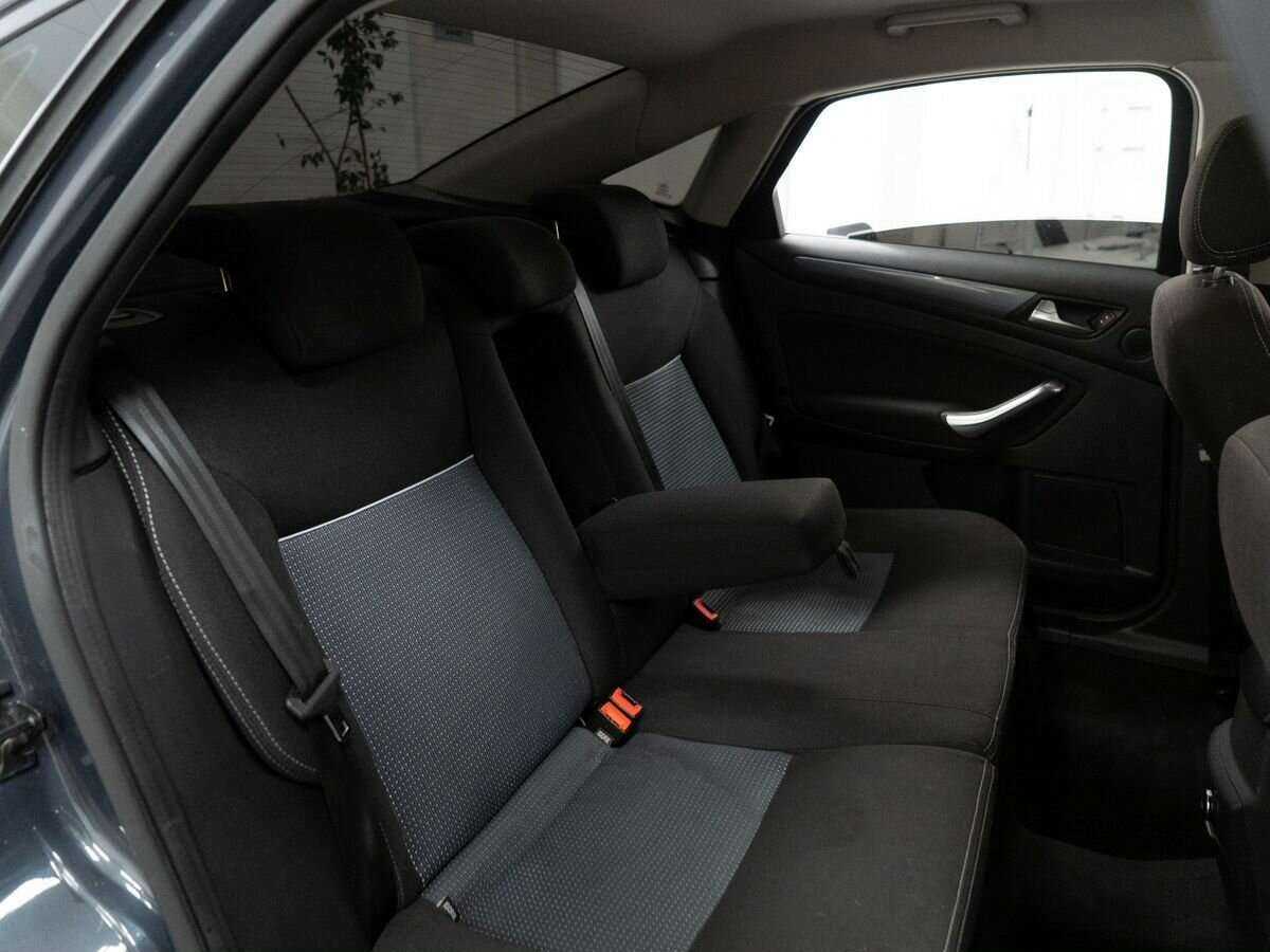 Ford Mondeo 2012 года с пробегом. Фото: #6