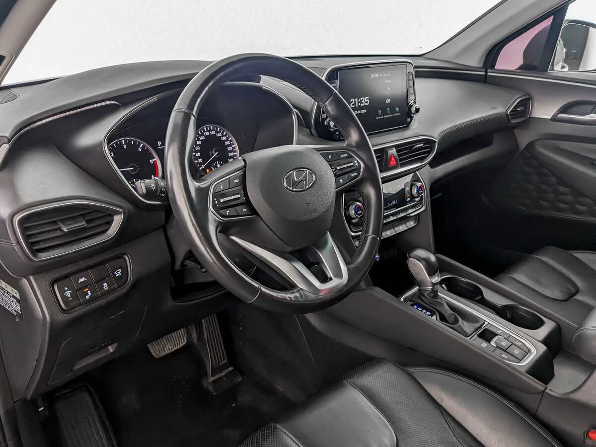 Hyundai Santa Fe 2018 года с пробегом. Фото: #13
