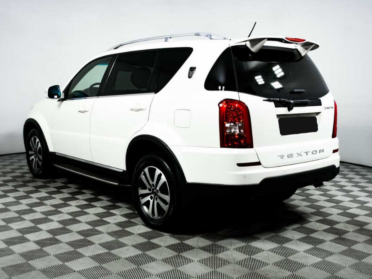 SsangYong Rexton 2013 года с пробегом. Фото: #6