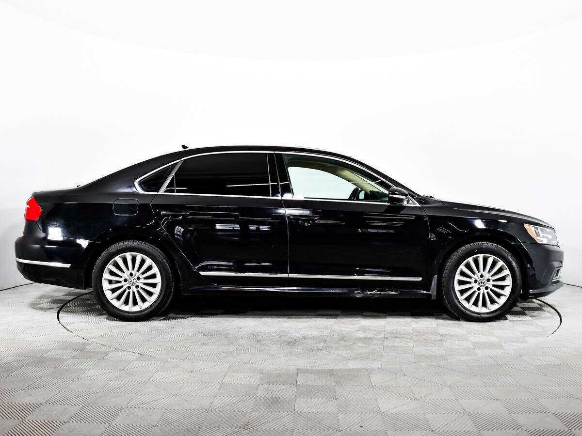 Volkswagen Passat 2016 года с пробегом. Фото: #3