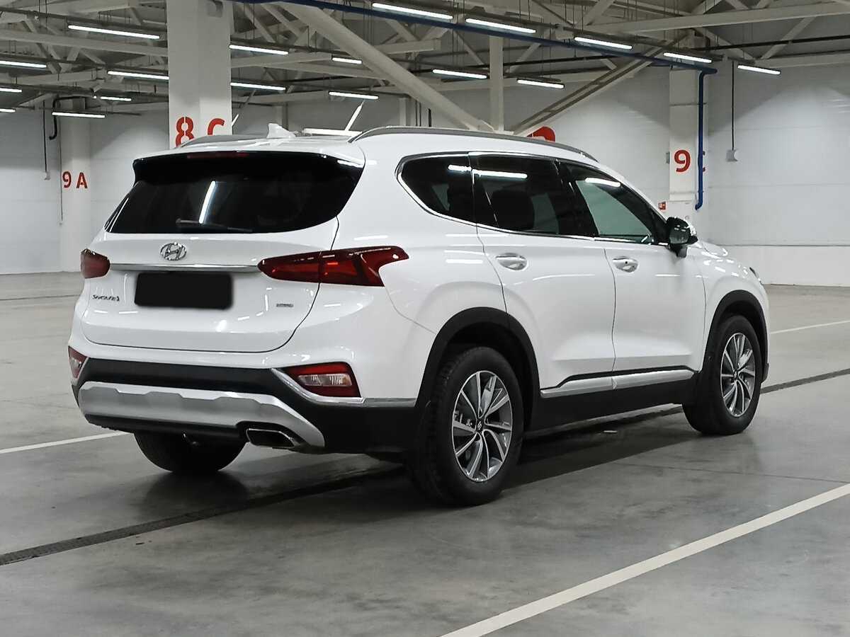 Hyundai Santa Fe 2018 года с пробегом. Фото: #4