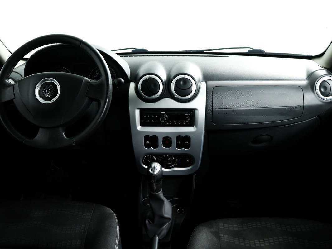 Renault Sandero 2012 года с пробегом. Фото: #10