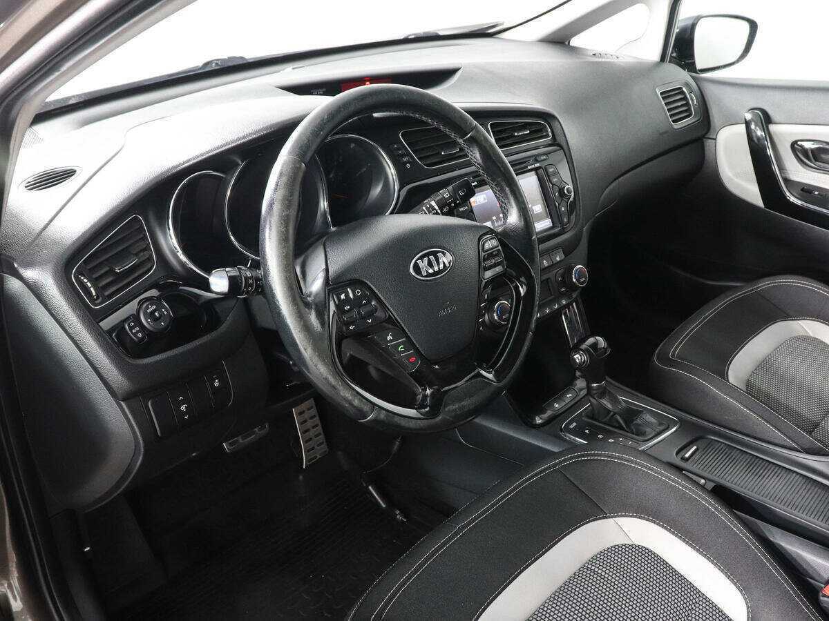 Kia Ceed 2013 года с пробегом. Фото: #8