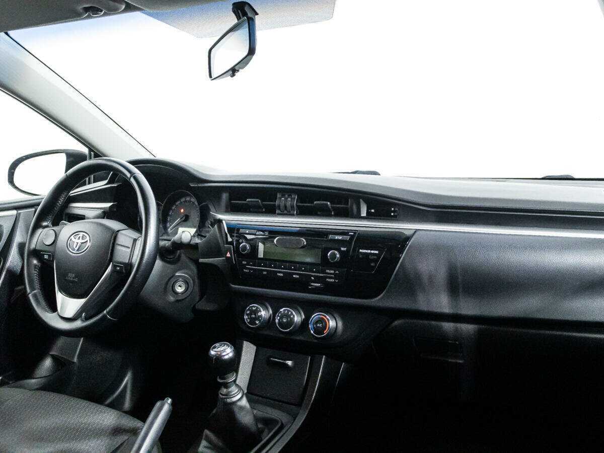 Toyota Corolla 2015 года с пробегом. Фото: #8