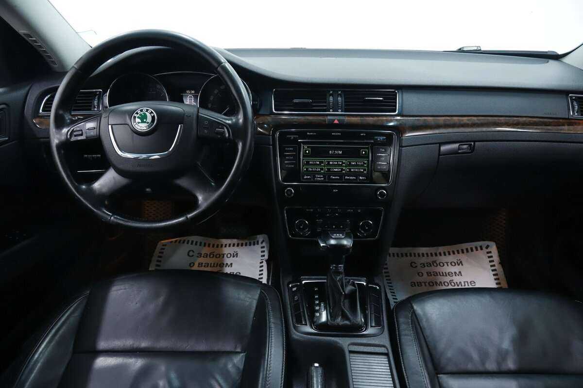 Skoda Superb 2013 года с пробегом. Фото: #9