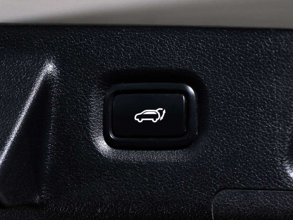 Hyundai Santa Fe 2018 года с пробегом. Фото: #16