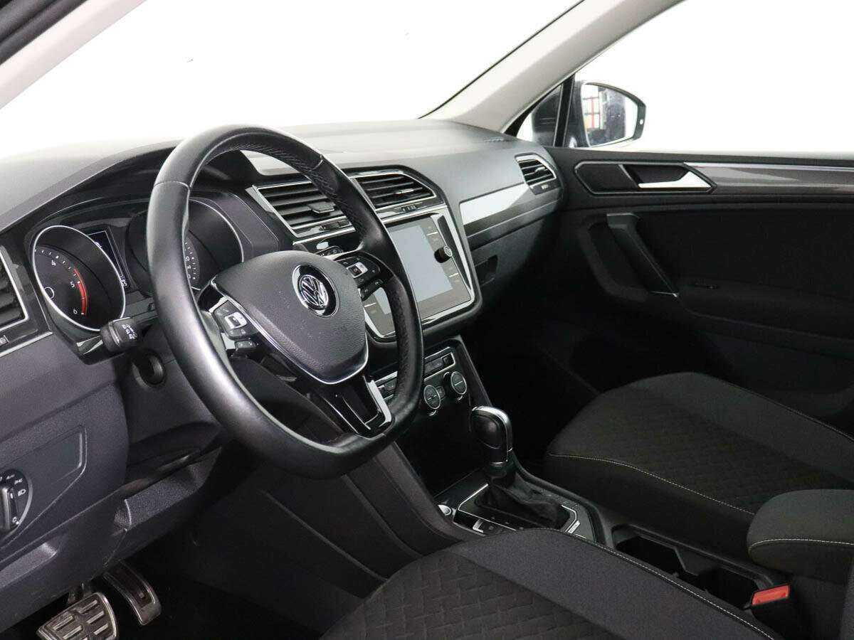 Volkswagen Tiguan 2018 года с пробегом. Фото: #7