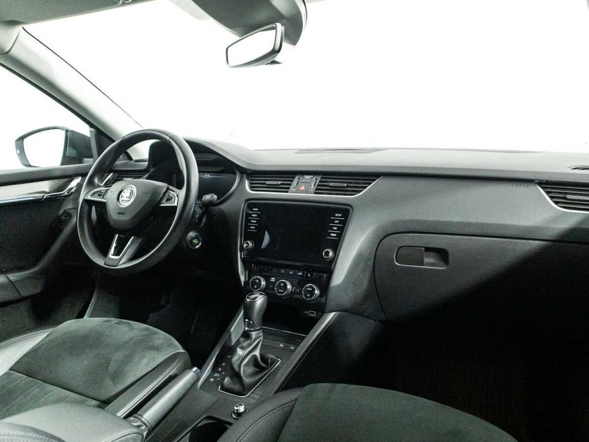 Skoda Octavia 2020 года с пробегом. Фото: #8