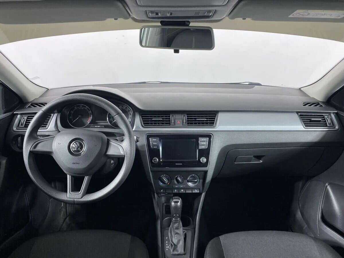 Skoda Rapid 2018 года с пробегом. Фото: #12