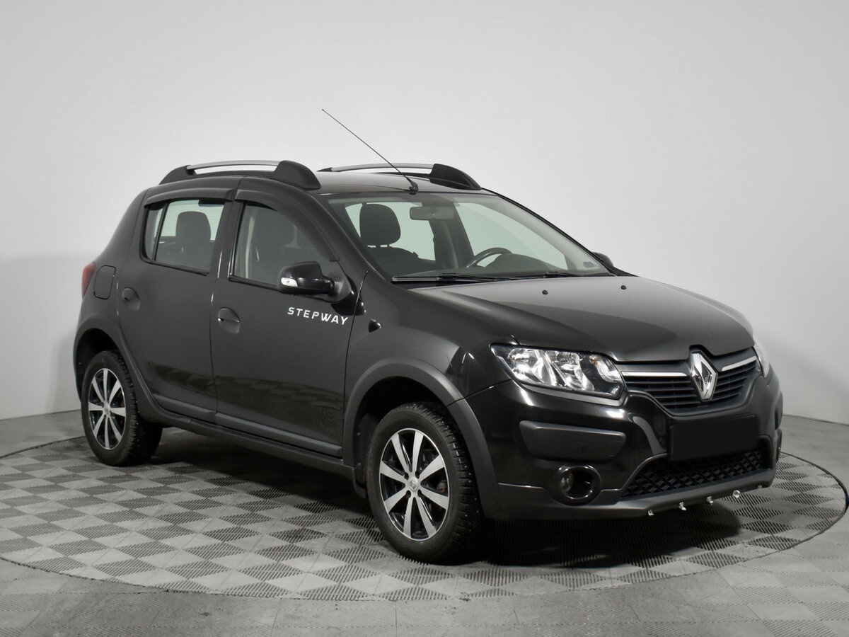 Renault Sandero 2016 года с пробегом. Фото: #2