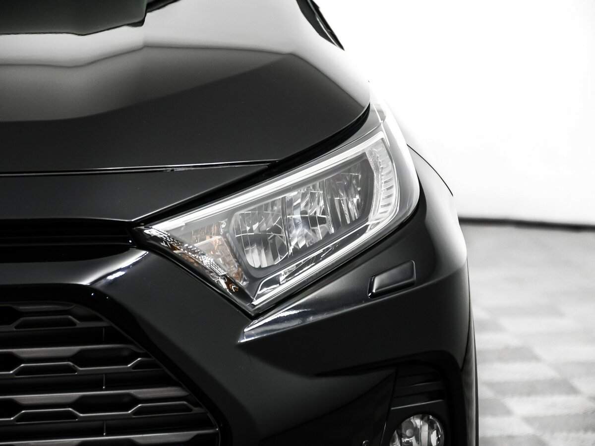 Toyota RAV4 2020 года с пробегом. Фото: #14