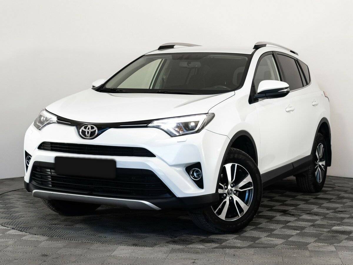 Toyota RAV4 2018 года с пробегом. Фото: #0