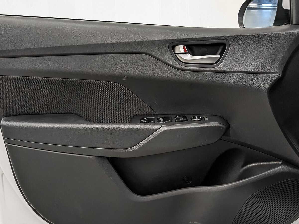 Hyundai Solaris 2022 года с пробегом. Фото: #18