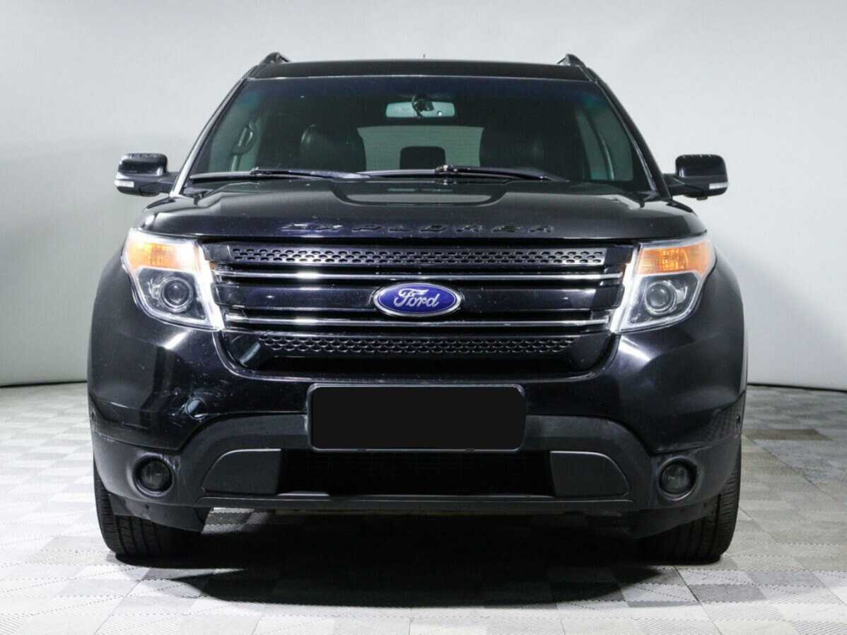 Ford Explorer 2013 года с пробегом. Фото: #1