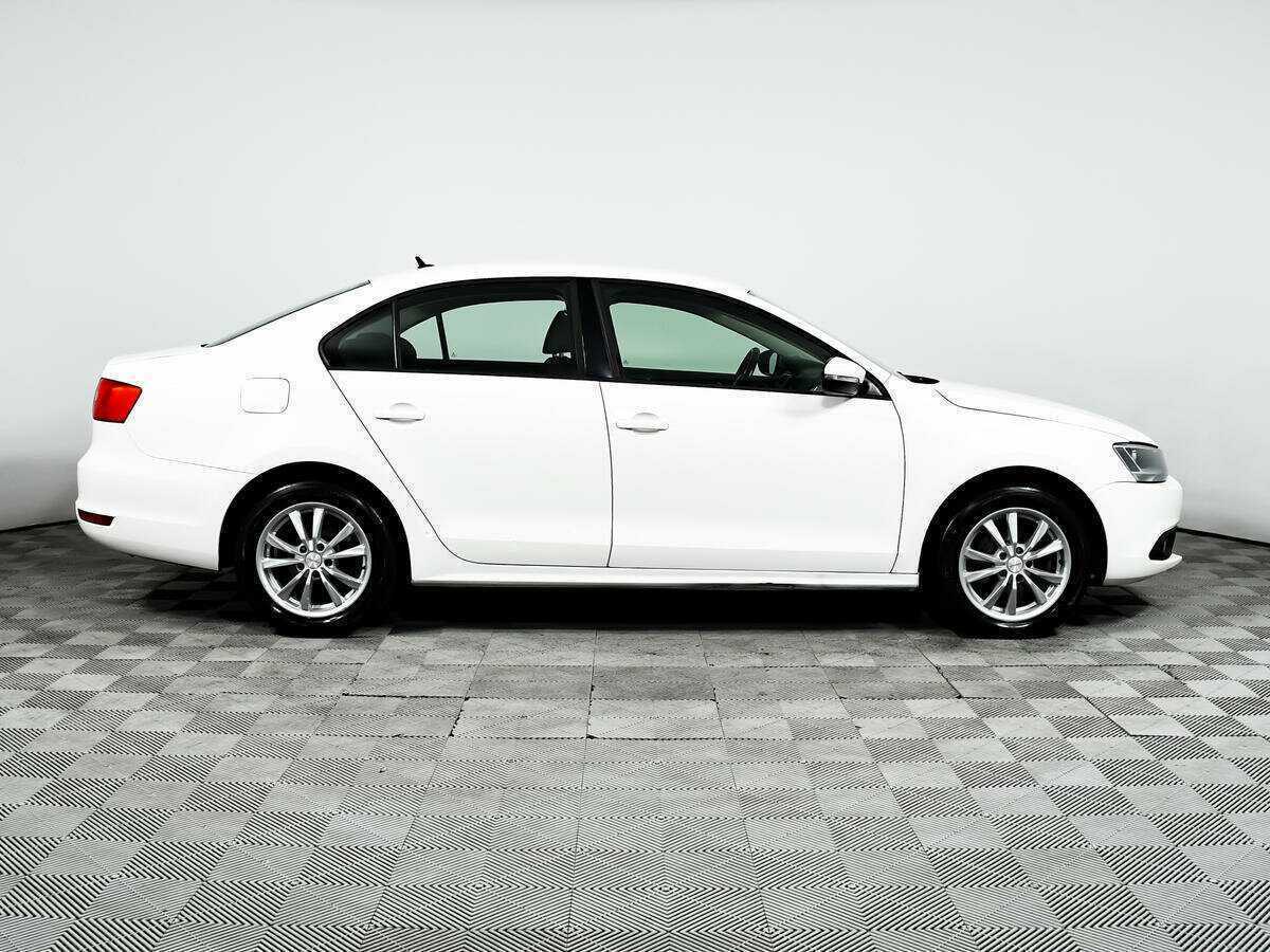 Volkswagen Jetta 2012 года с пробегом. Фото: #3