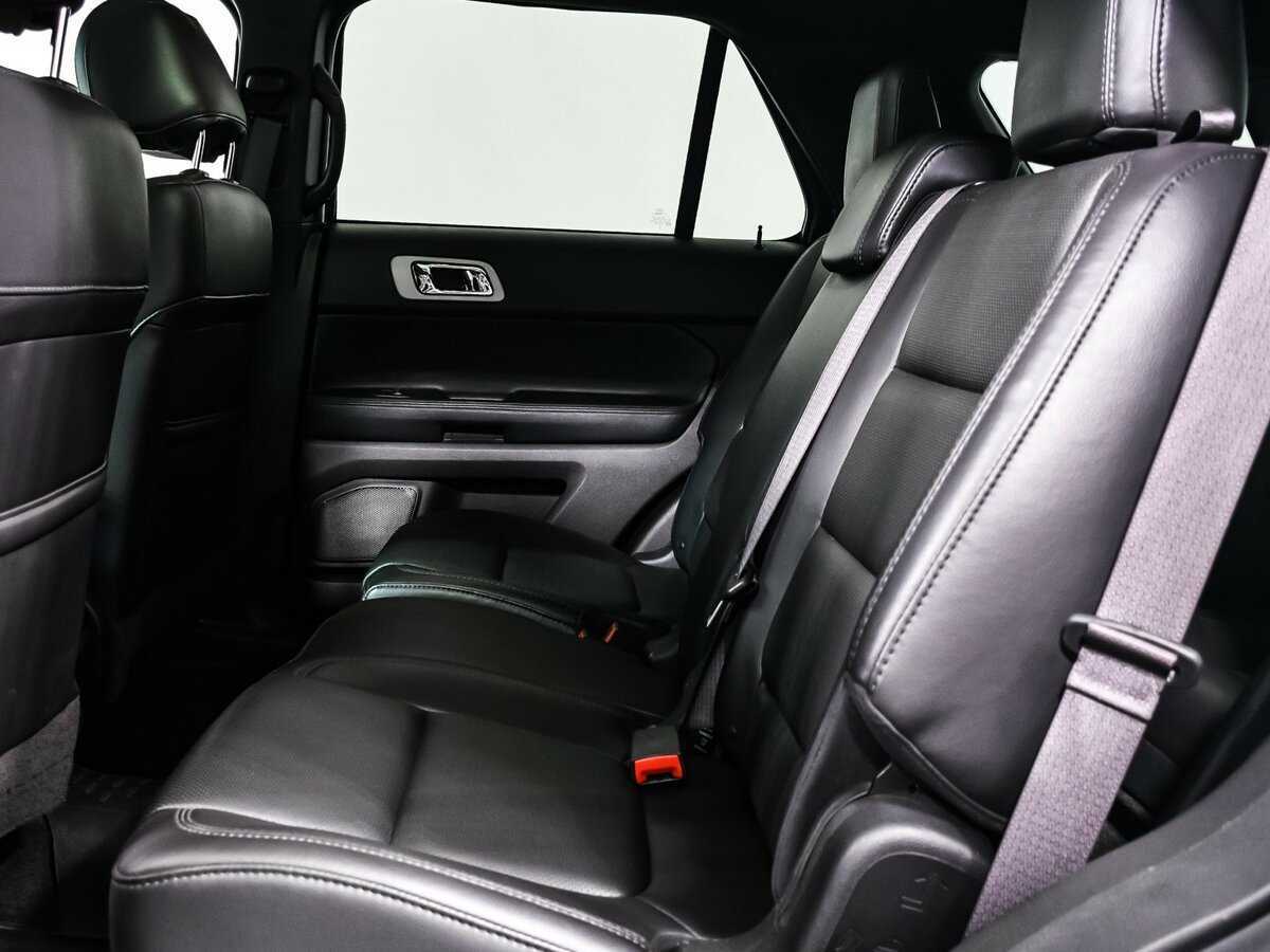 Ford Explorer 2014 года с пробегом. Фото: #12