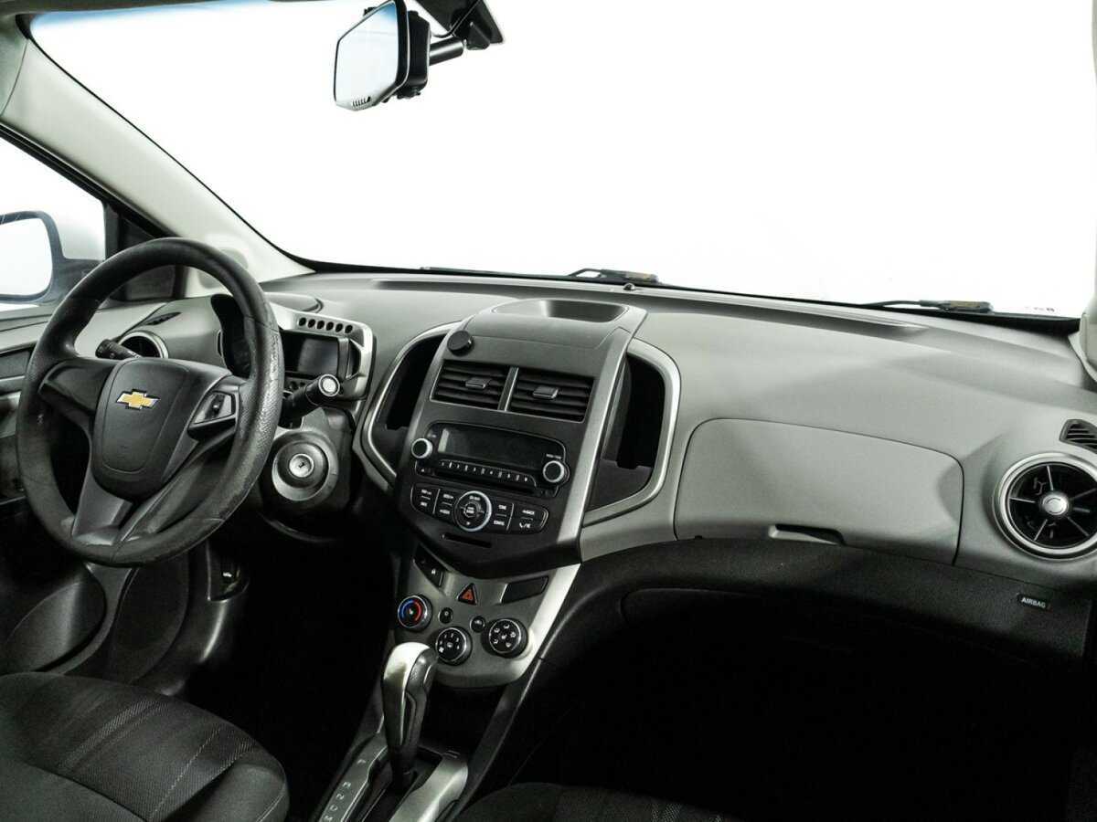 Chevrolet Aveo 2015 года с пробегом. Фото: #8