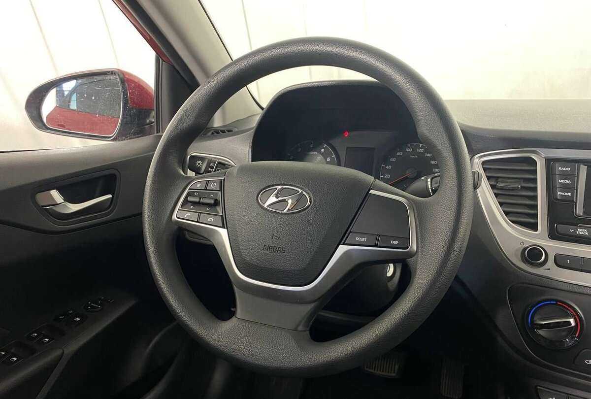 Hyundai Solaris 2021 года с пробегом. Фото: #8