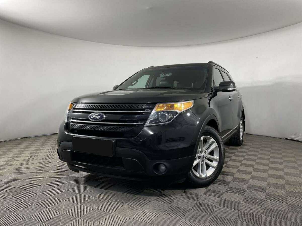 Ford Explorer 2013 года с пробегом. Фото: #0