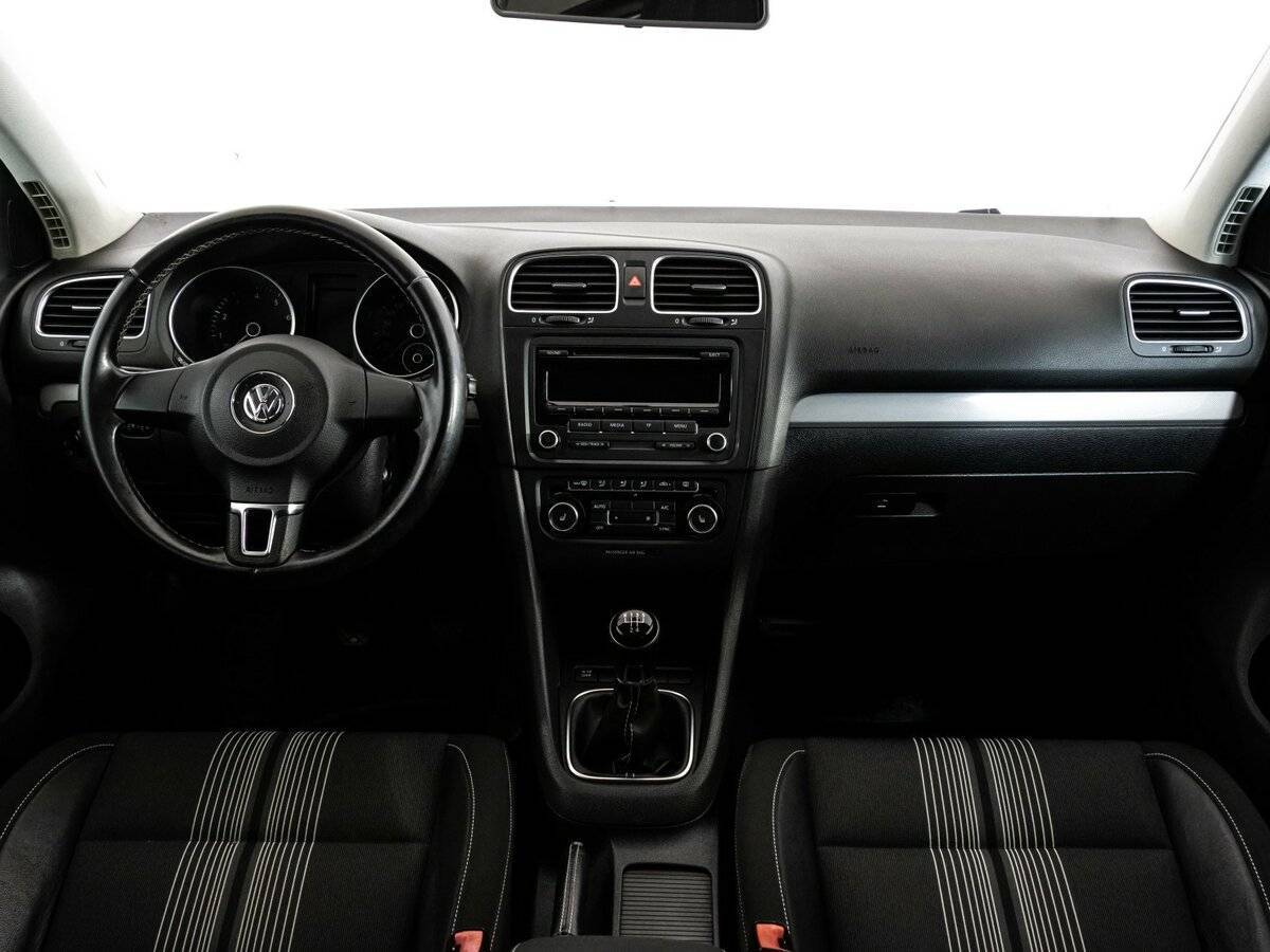 Volkswagen Golf 2012 года с пробегом. Фото: #9