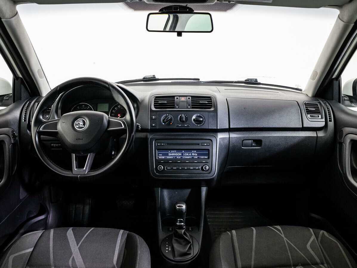Skoda Fabia 2014 года с пробегом. Фото: #12
