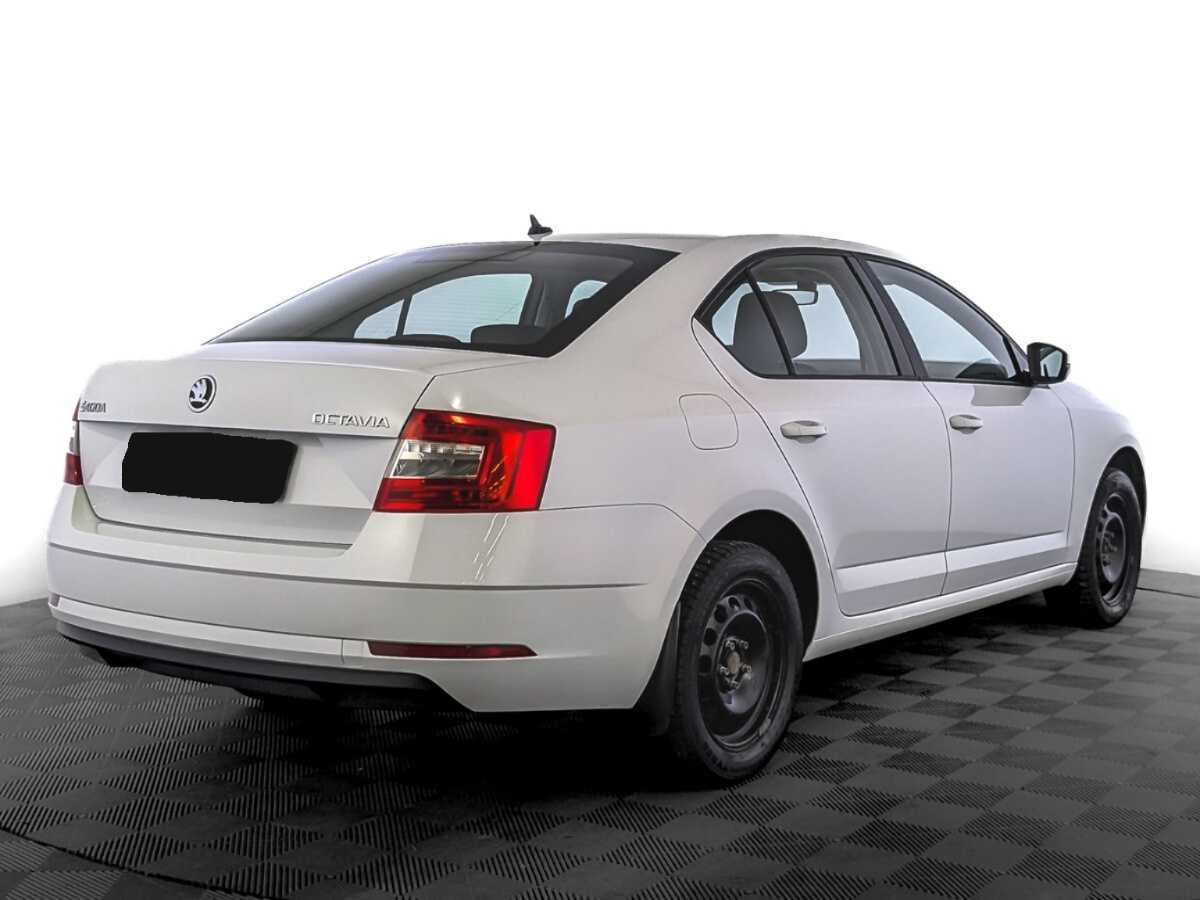 Skoda Octavia 2019 года с пробегом. Фото: #4