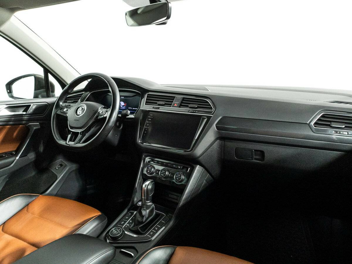 Volkswagen Tiguan 2017 года с пробегом. Фото: #8