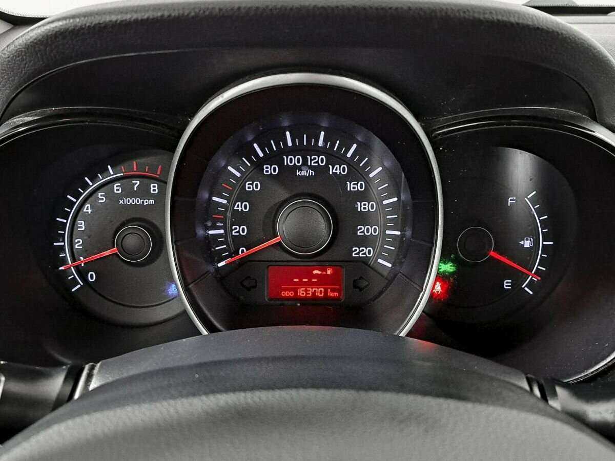 Kia Rio 2013 года с пробегом. Фото: #12