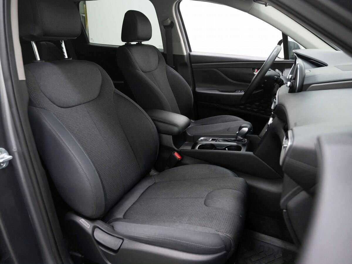 Hyundai Santa Fe 2019 года с пробегом. Фото: #11