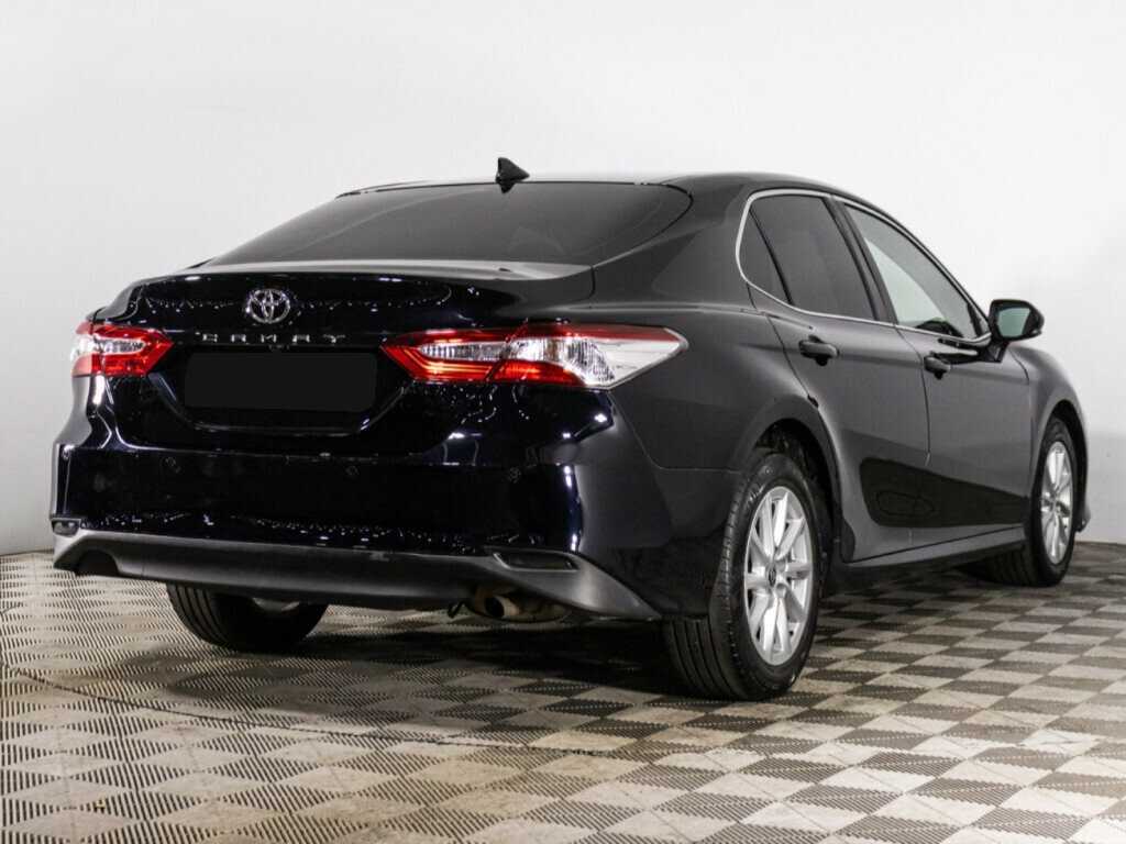 Toyota Camry 2021 года с пробегом. Фото: #4
