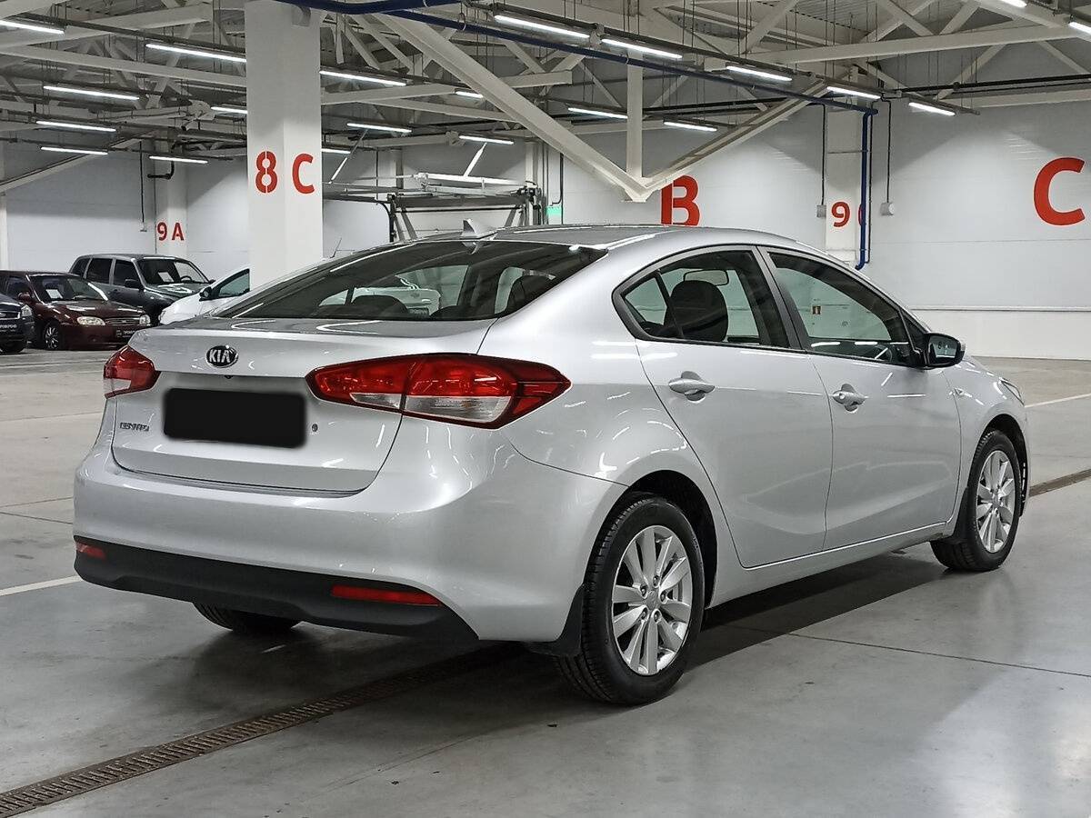 Kia Cerato 2018 года с пробегом. Фото: #4