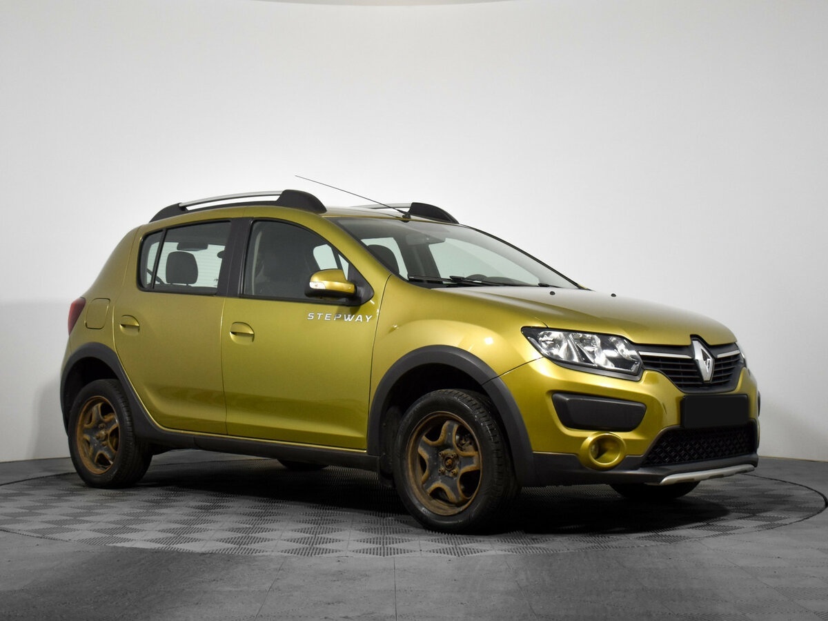 Renault Sandero 2016 года с пробегом. Фото: #2