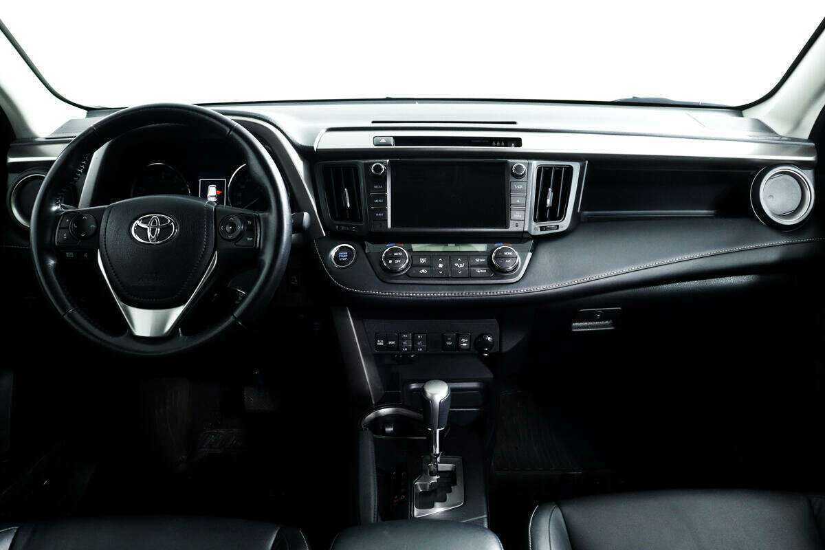 Toyota RAV4 2019 года с пробегом. Фото: #10