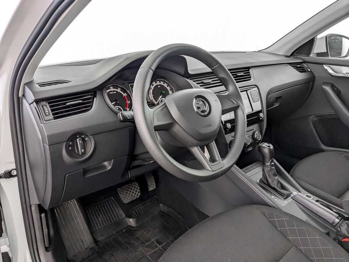 Skoda Octavia 2020 года с пробегом. Фото: #13