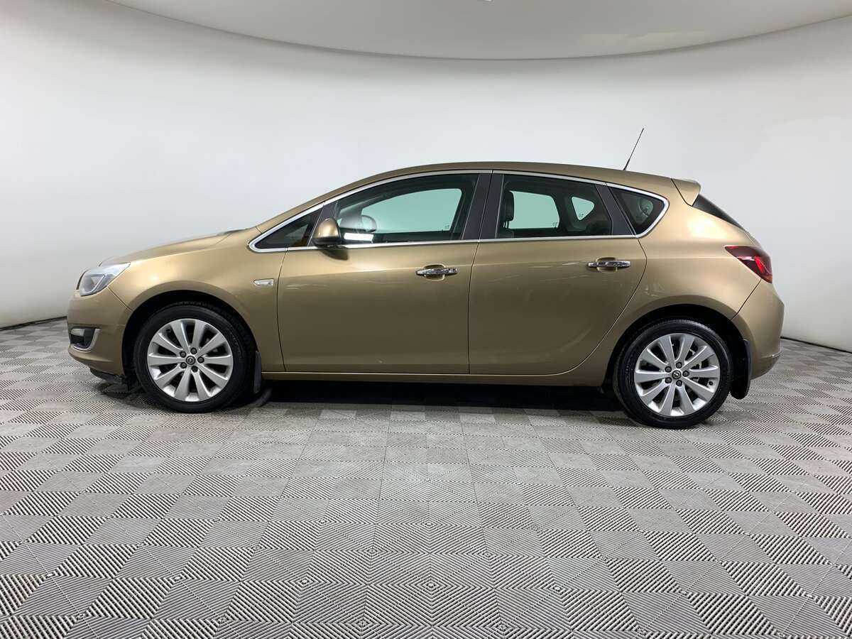 Opel Astra 2012 года с пробегом. Фото: #7