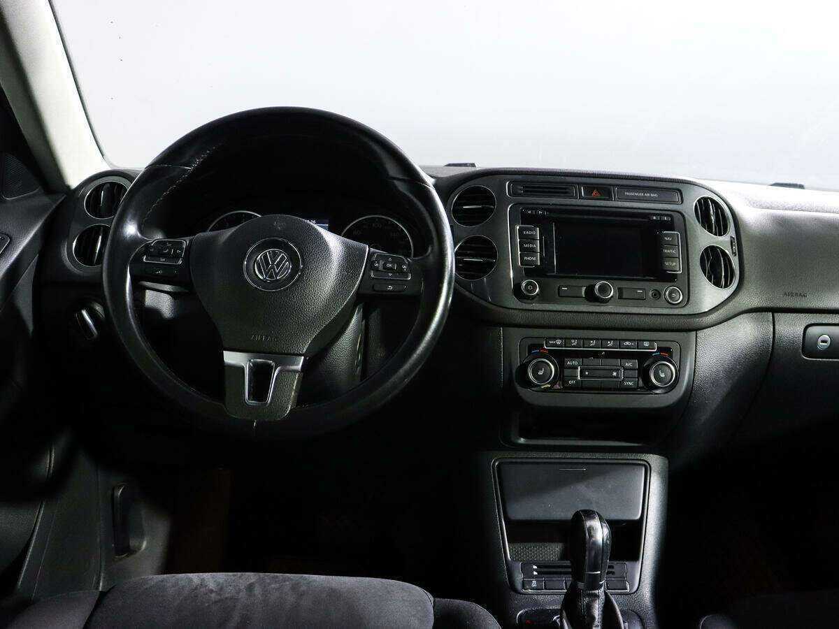 Volkswagen Tiguan 2012 года с пробегом. Фото: #8