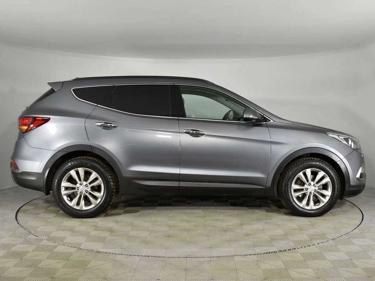 Hyundai Santa Fe 2017 года с пробегом. Фото: #4