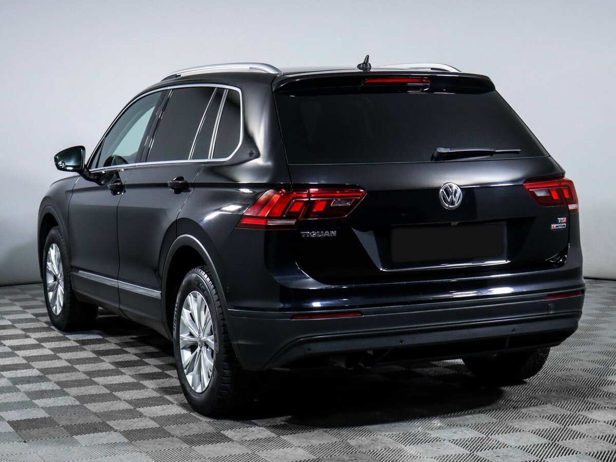 Volkswagen Tiguan 2018 года с пробегом. Фото: #5