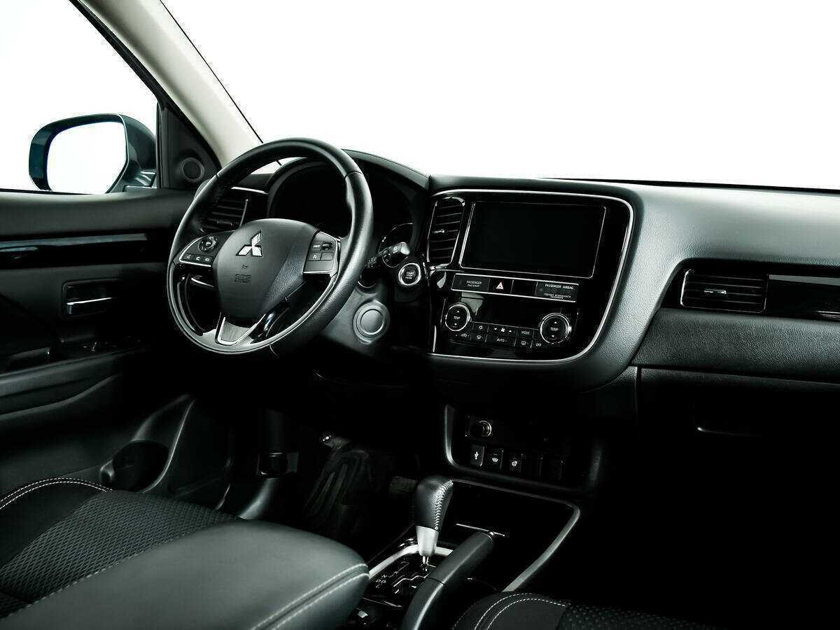 Mitsubishi Outlander 2019 года с пробегом. Фото: #8