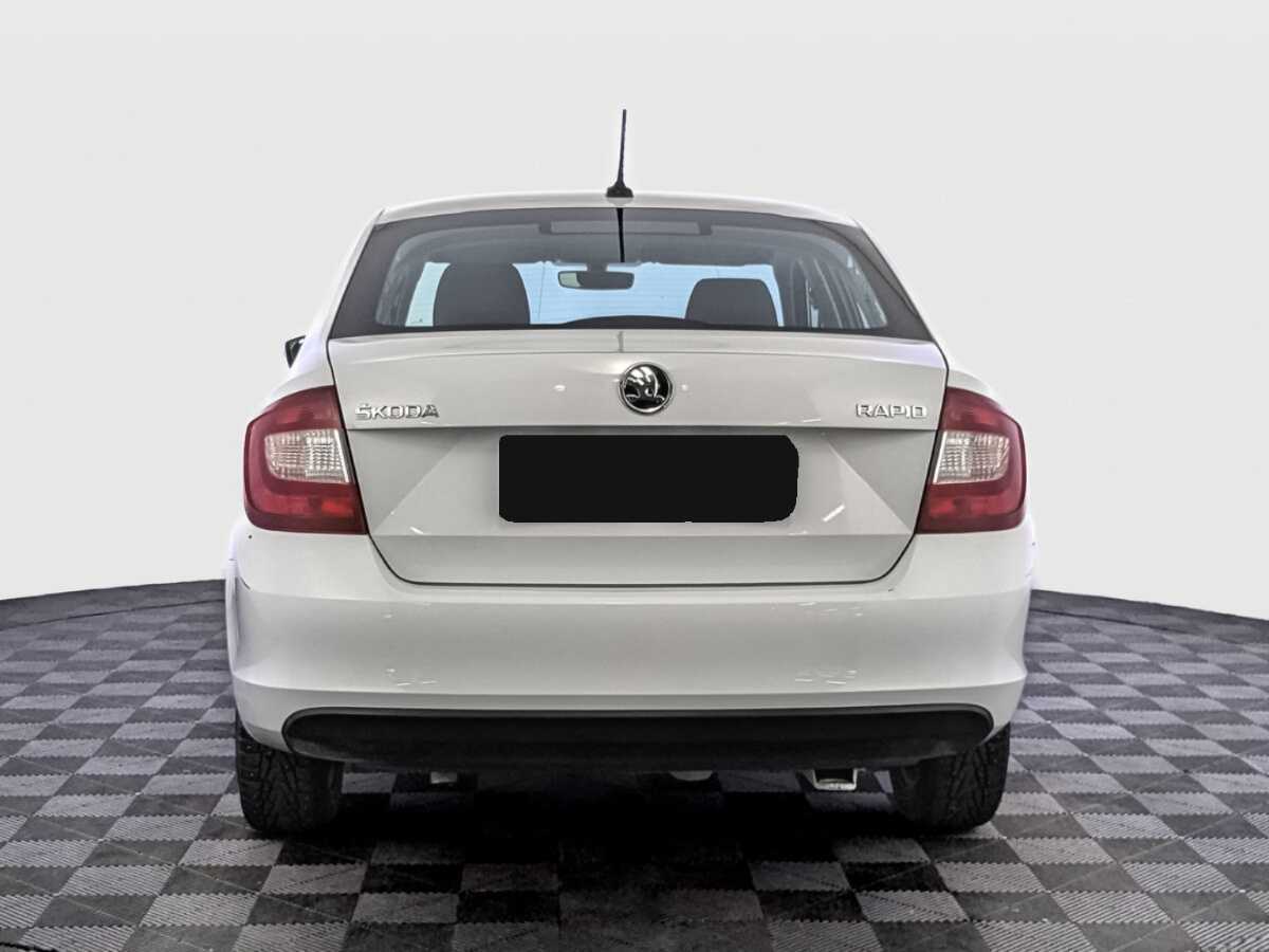 Skoda Rapid 2019 года с пробегом. Фото: #5