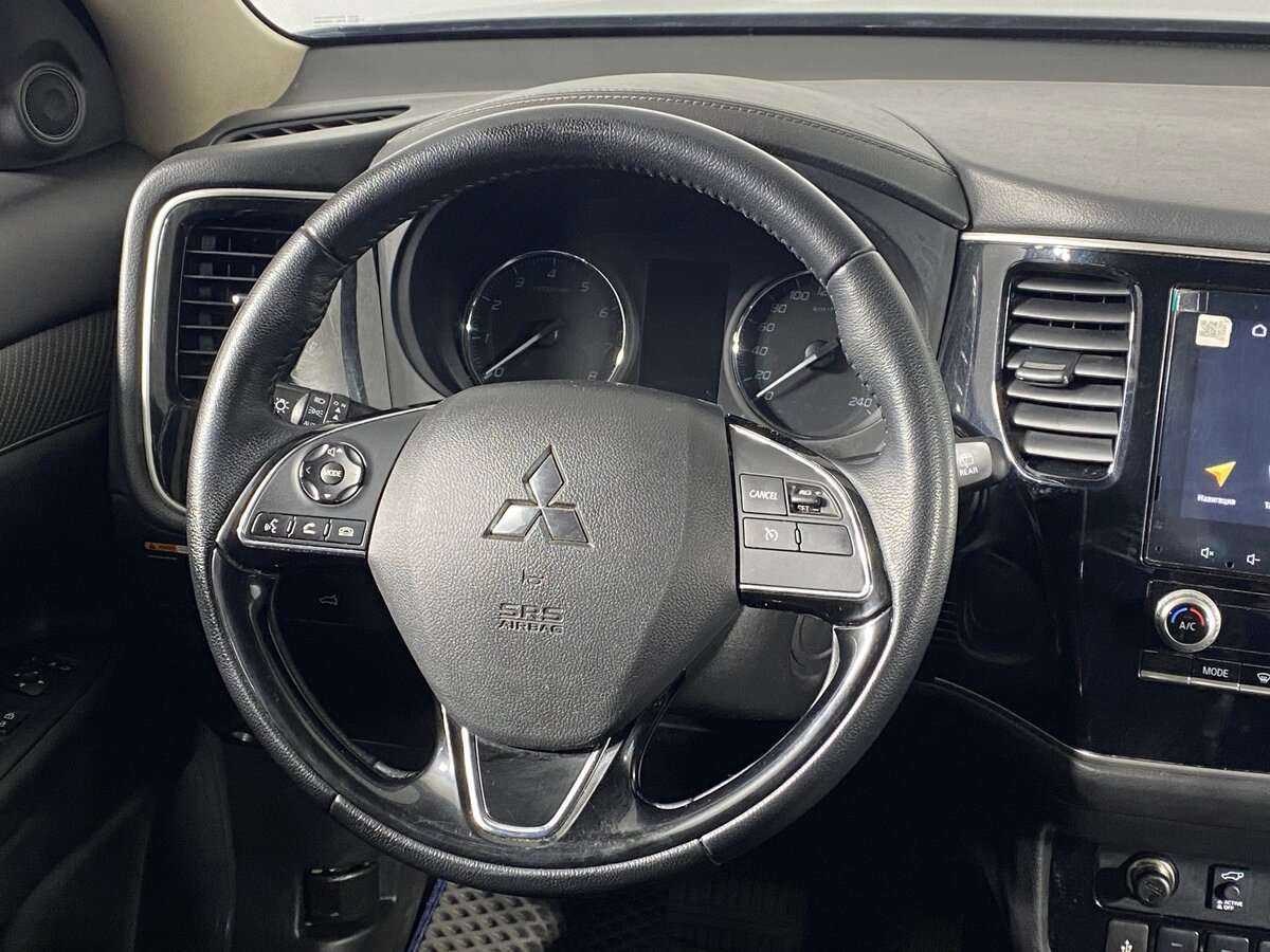 Mitsubishi Outlander 2021 года с пробегом. Фото: #10