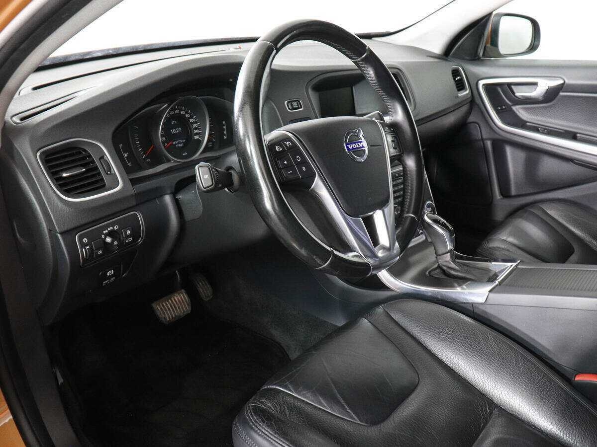 Volvo S60 2013 года с пробегом. Фото: #8