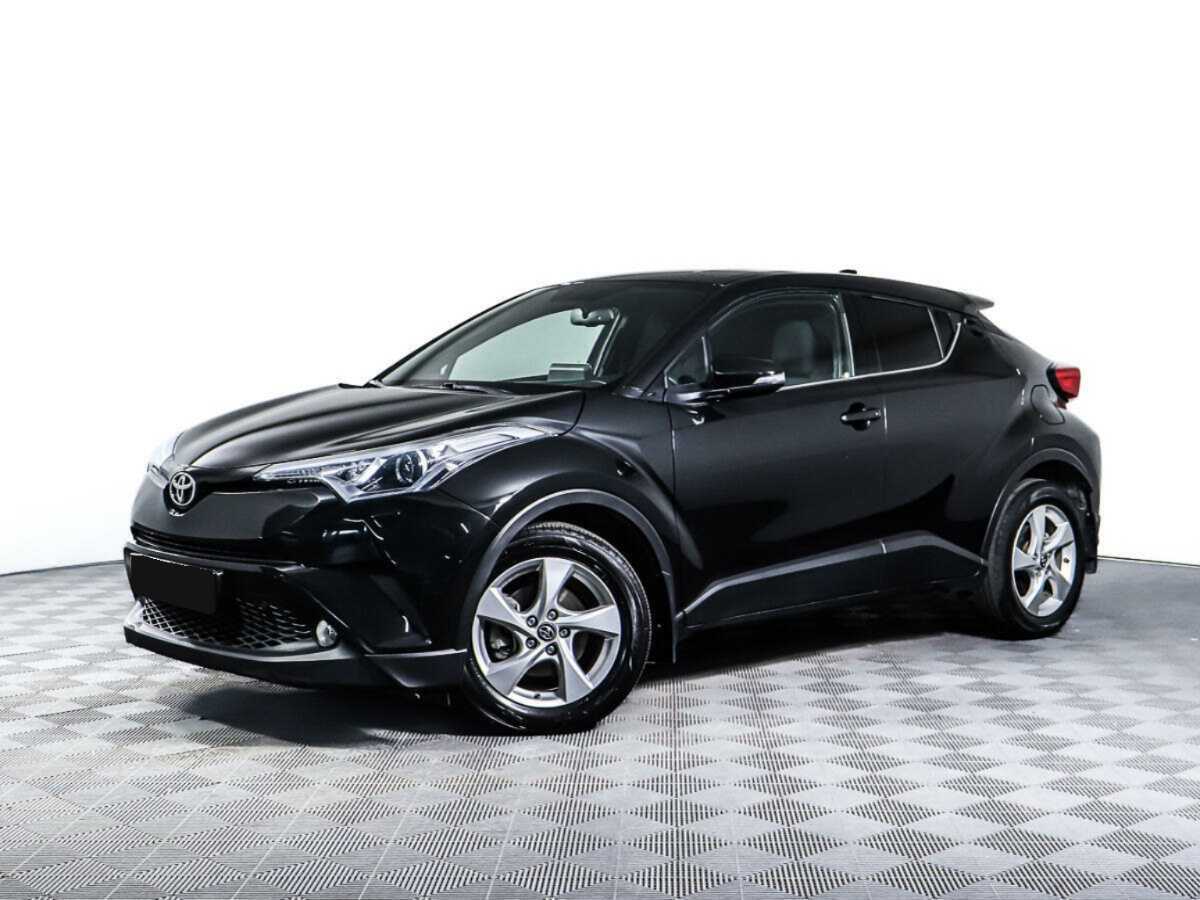 Toyota C-HR 2019 года с пробегом. Посмотреть фото