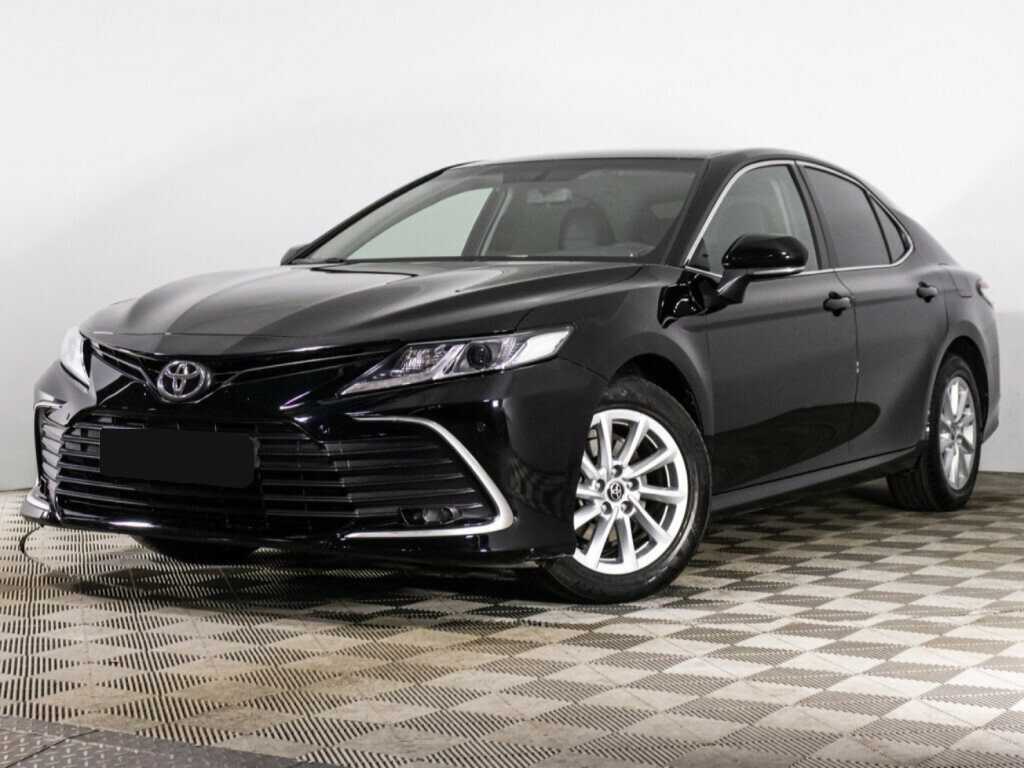 Toyota Camry 2021 года с пробегом. Посмотреть фото