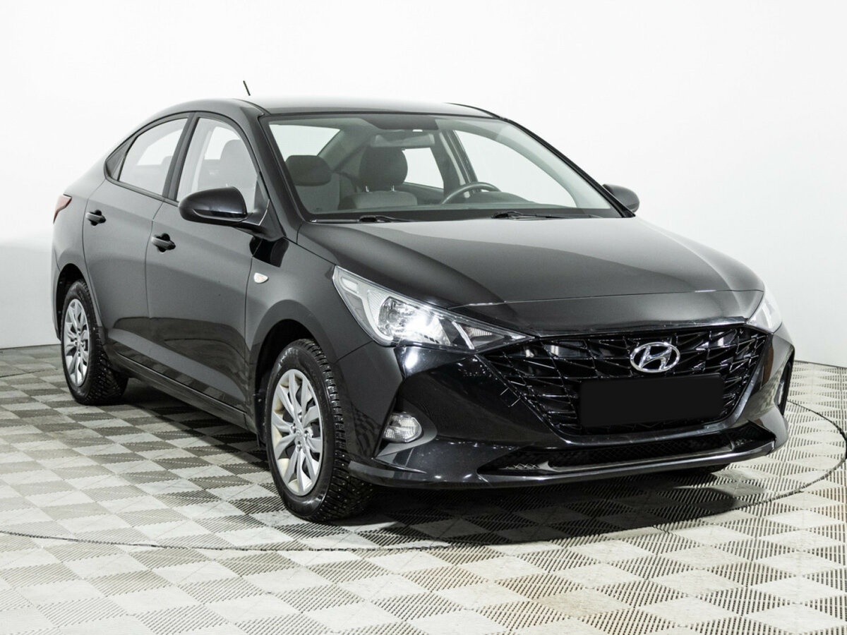 Hyundai Solaris 2022 года с пробегом. Фото: #2