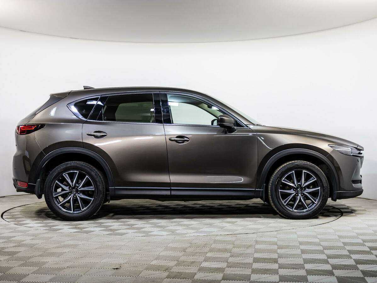 Mazda CX-5 2018 года с пробегом. Фото: #2