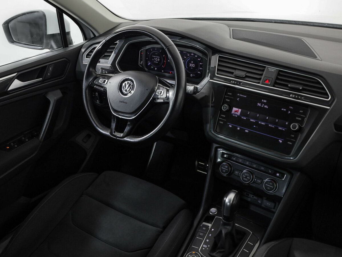 Volkswagen Tiguan 2019 года с пробегом. Фото: #8