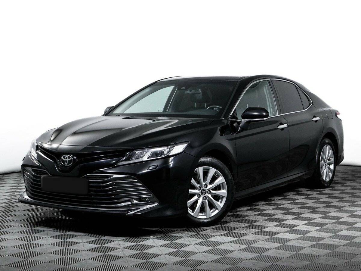 Toyota Camry 2018 года с пробегом. Фото: #0