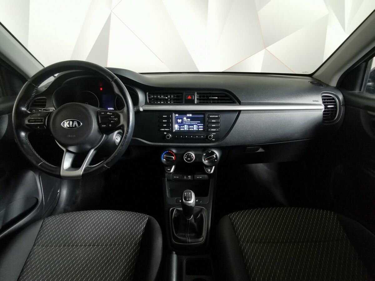 Kia Rio 2018 года с пробегом. Фото: #9